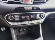 Hyundai i30 21