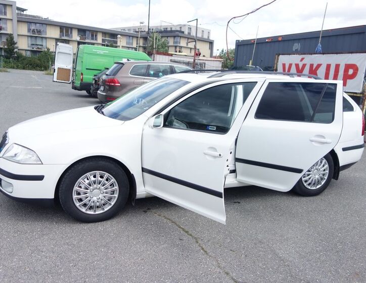 Škoda Octavia 12