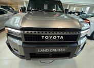 Toyota Land Cruiser 2