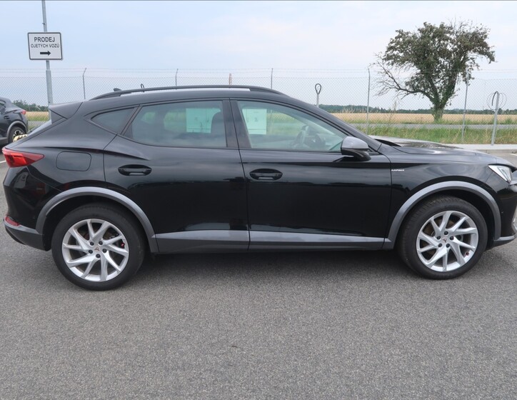 Cupra Formentor 8