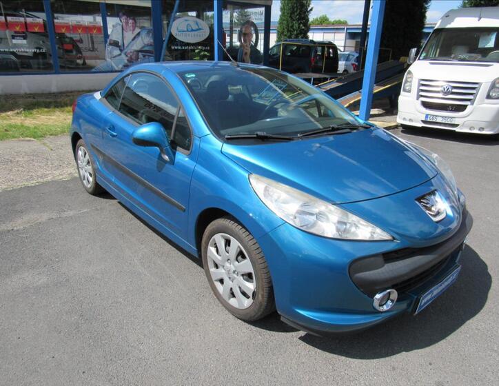 Peugeot 207 11