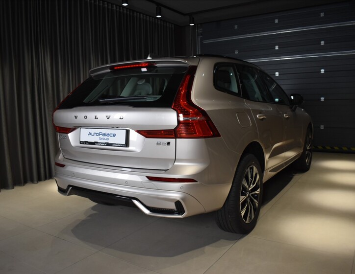 Volvo XC60 4