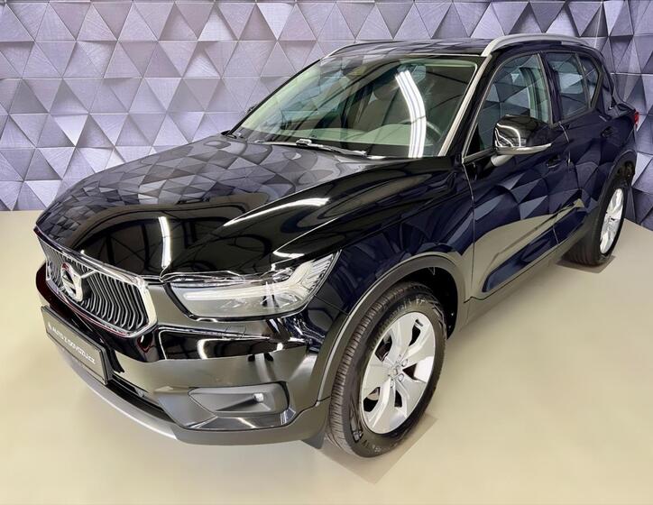 Volvo XC40 1