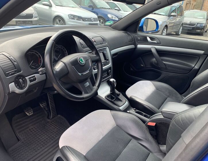 Škoda Octavia 15