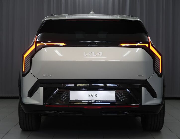 KIA EV3 8
