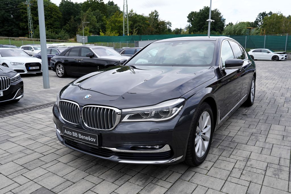 BMW Řada 7