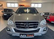 Mercedes-Benz Třídy M 8