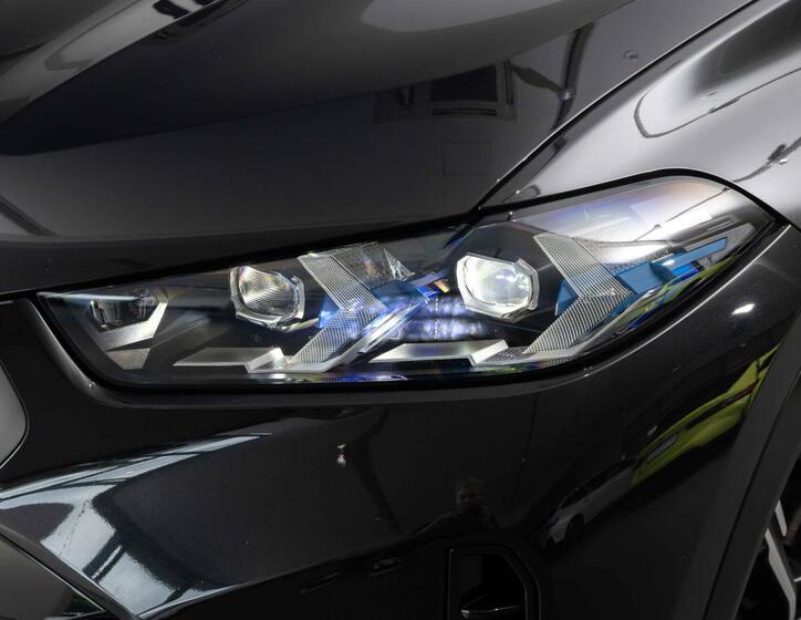 BMW X6 8