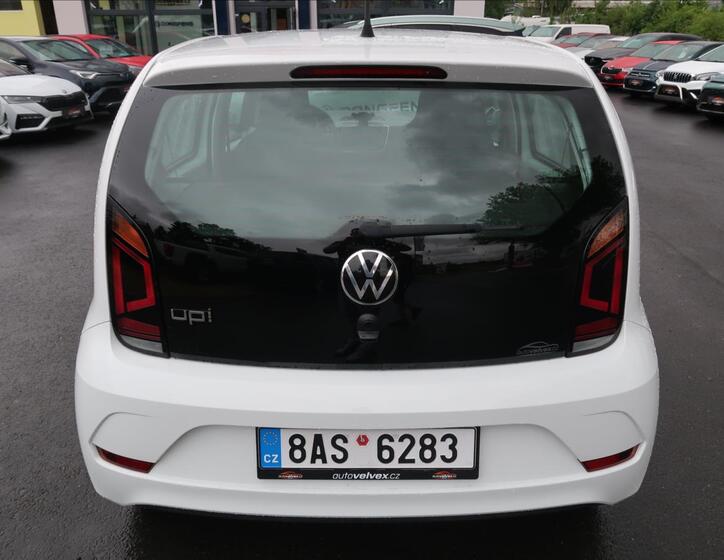 Volkswagen up! 8