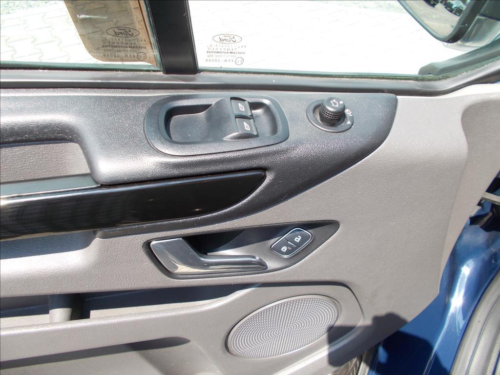 Ford Transit Custom 32
