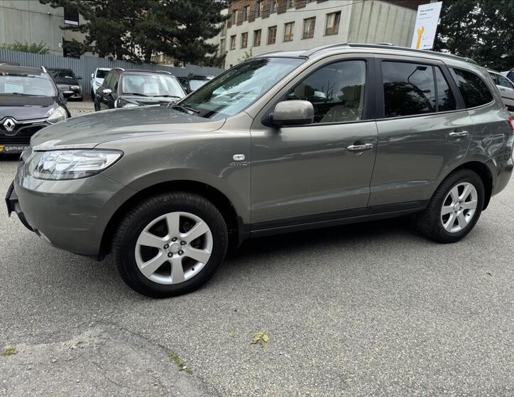 Hyundai Santa Fe 4