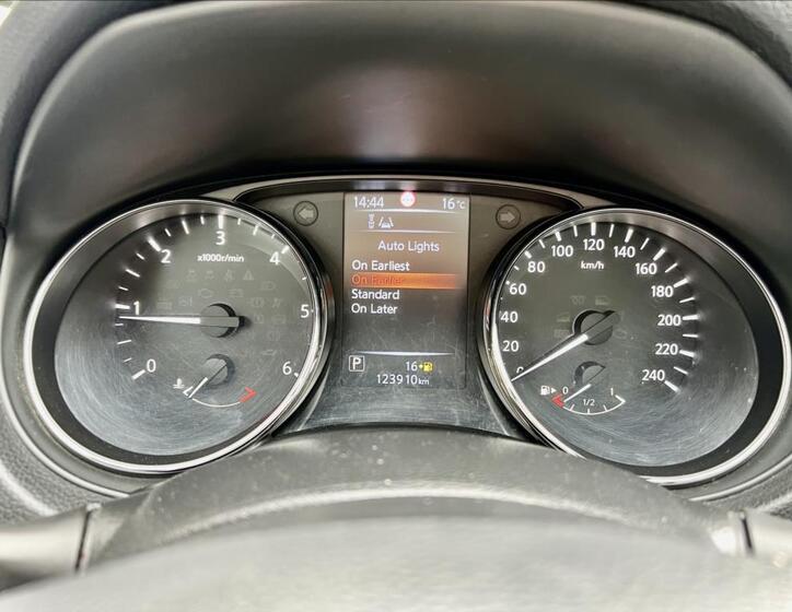 Nissan Qashqai 22
