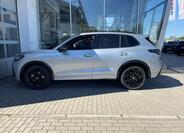 Volkswagen Tiguan 8