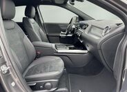 Mercedes-Benz GLA 12