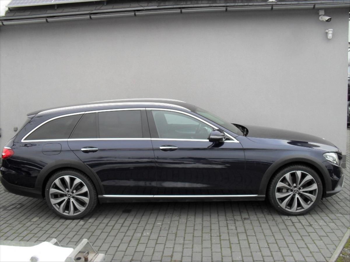 Mercedes-Benz Třídy E
