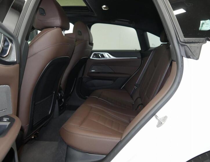 BMW Řada 4 8