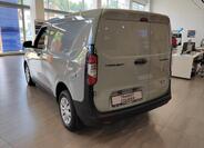 Ford Transit Courier 7