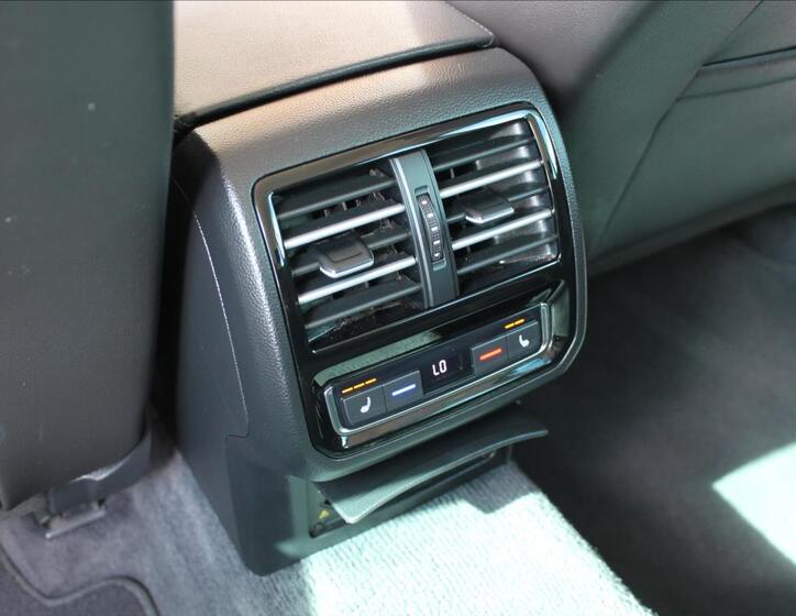 Volkswagen Passat 32