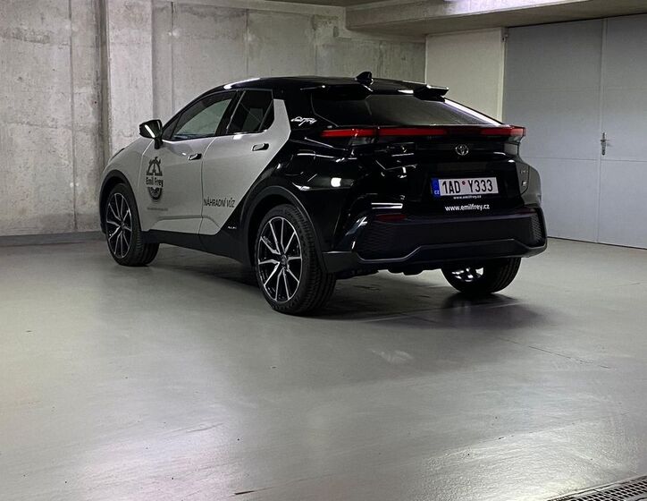 Toyota C-HR 7