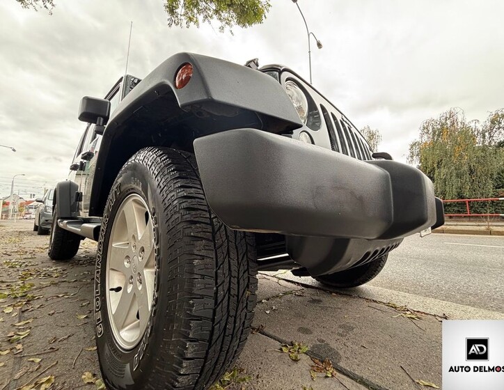 Jeep Wrangler 12