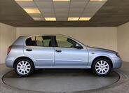 Nissan Almera 8