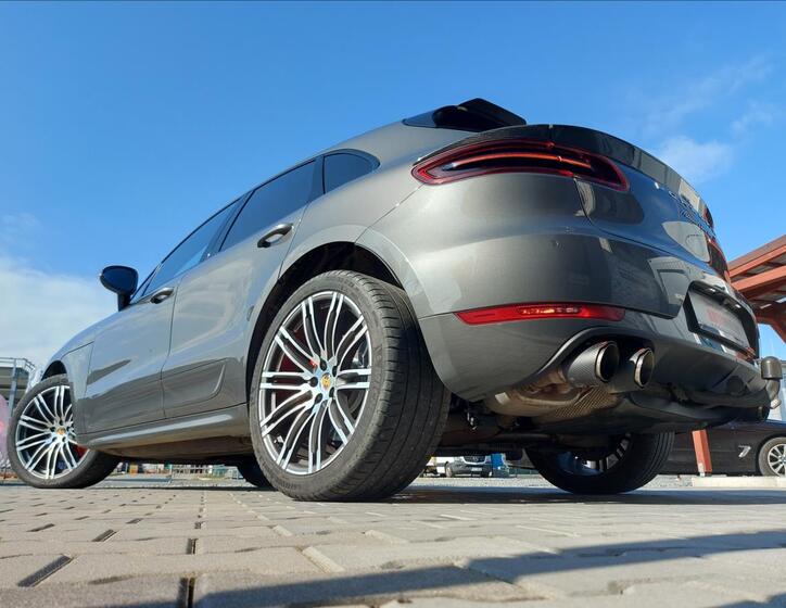 Porsche Macan 45
