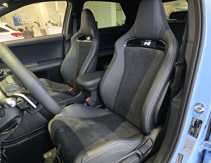 Hyundai Ioniq 5 6