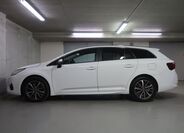Toyota Avensis 8