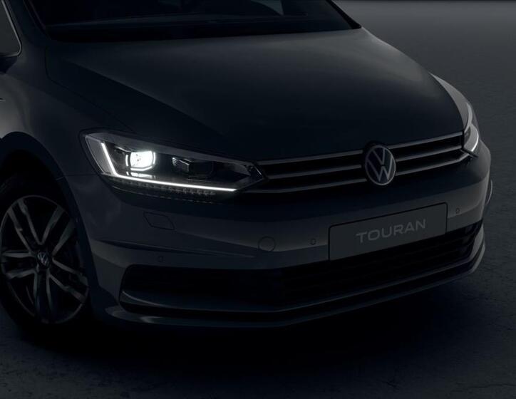 Volkswagen Touran 2