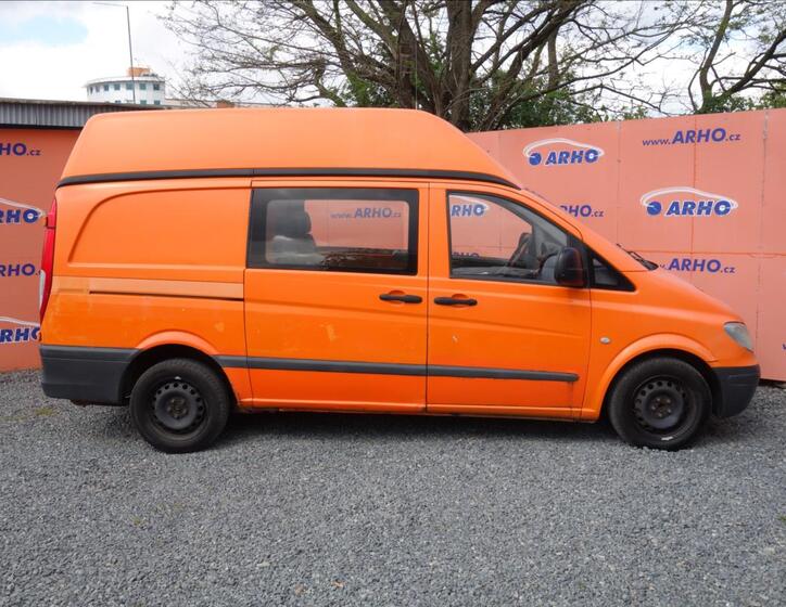 Mercedes-Benz Vito 8