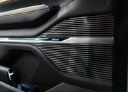 Jeep Grand Wagoneer 21