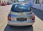 Nissan Micra 10