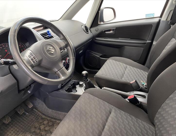Suzuki SX4 5