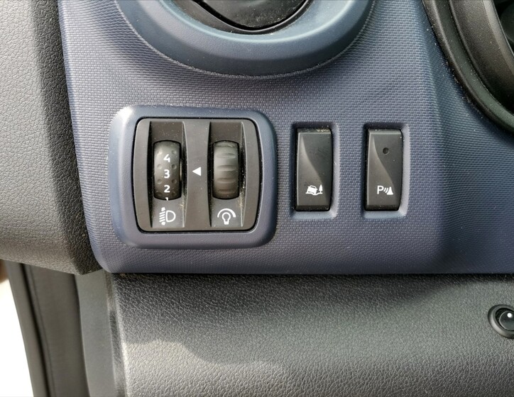 Opel Vivaro 12