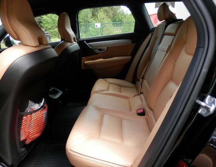 Volvo V90 16
