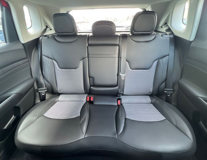 Jeep Compass 6