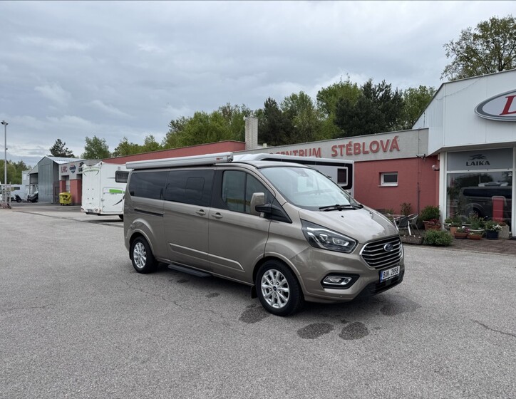 Ford Tourneo Custom 2
