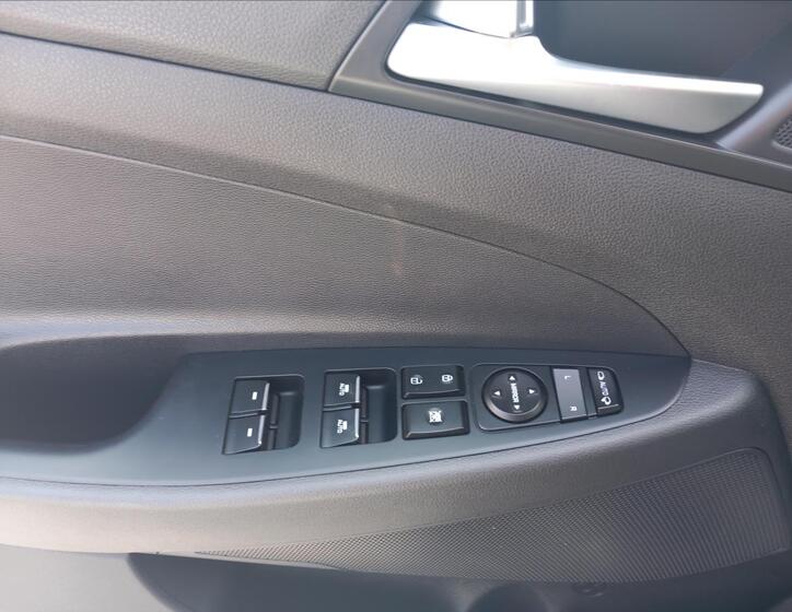 Hyundai Tucson 16