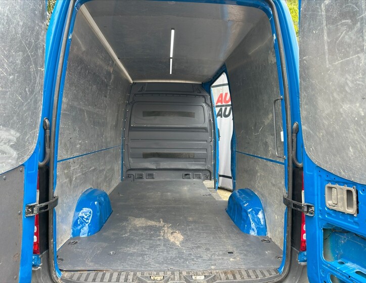 Mercedes-Benz Sprinter 14
