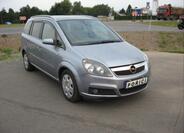 Opel Zafira 1