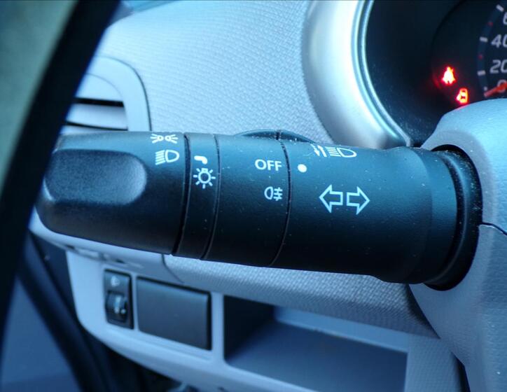 Nissan Micra 11