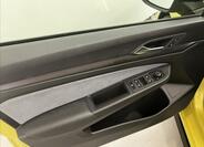Volkswagen Golf 21