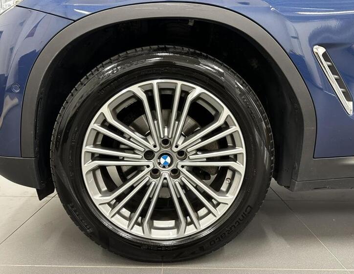 BMW X3 4