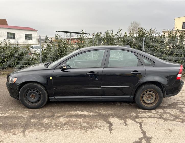 Volvo S40 5