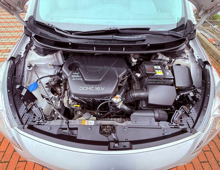 Hyundai i30 21