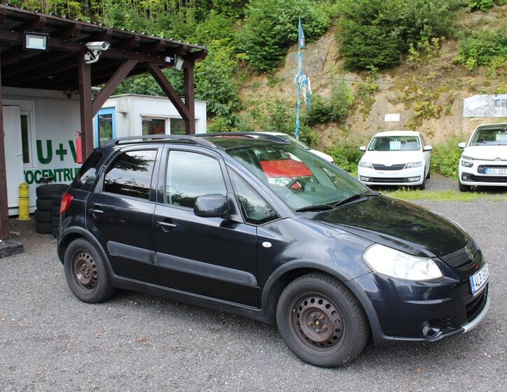 Suzuki SX4 3