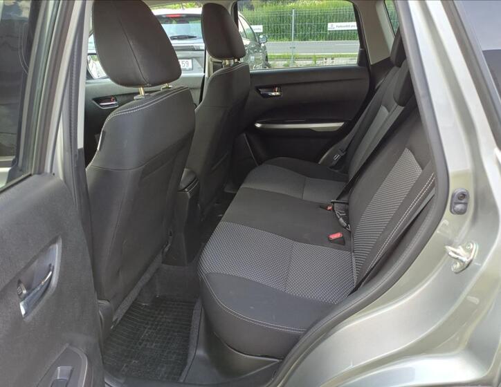 Suzuki Vitara 9