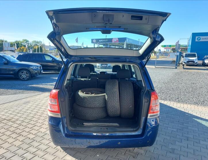 Opel Zafira 12