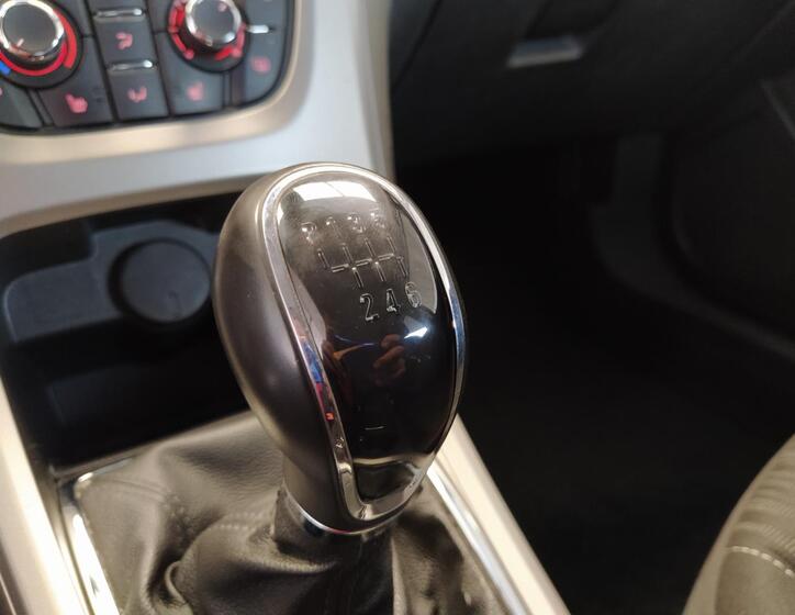 Opel Astra 16