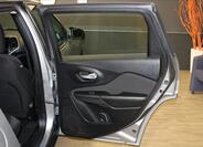 Jeep Cherokee 21